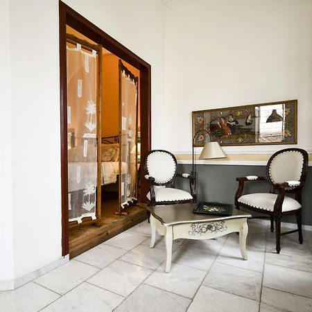 Anoi Tholos Sými Kamer foto