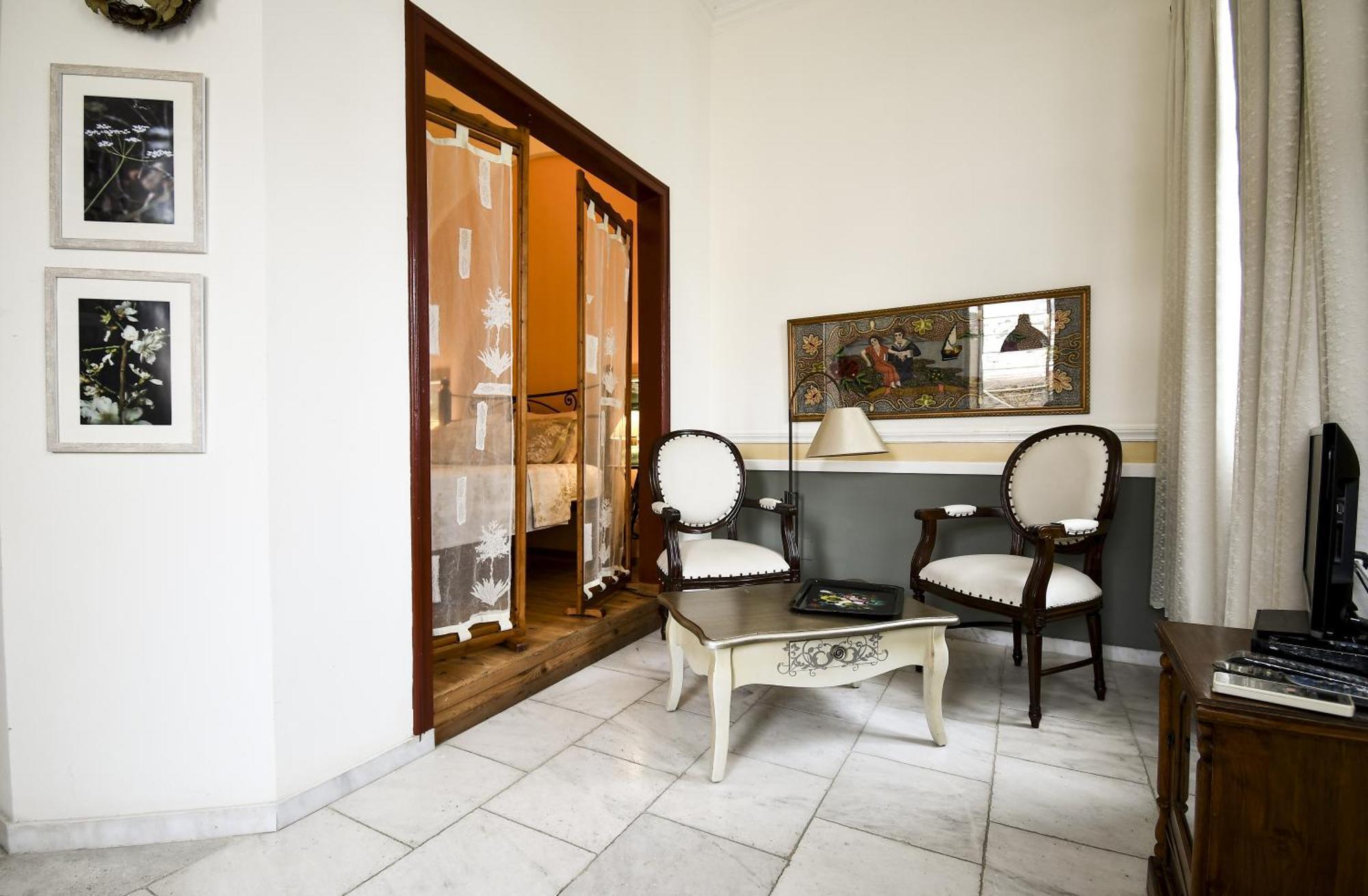Anoi Tholos Sými Kamer foto
